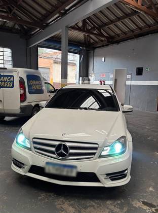 MERCEDES-BENZ C 200 1.8 CGI AVANTGARDE 16V GASOLINA 4P AUTOMÁTICO MERCEDES-BENZ C 200 1.8 CGI AVANTGARDE 16V GASOLINA 4P AUTOMÁTICO